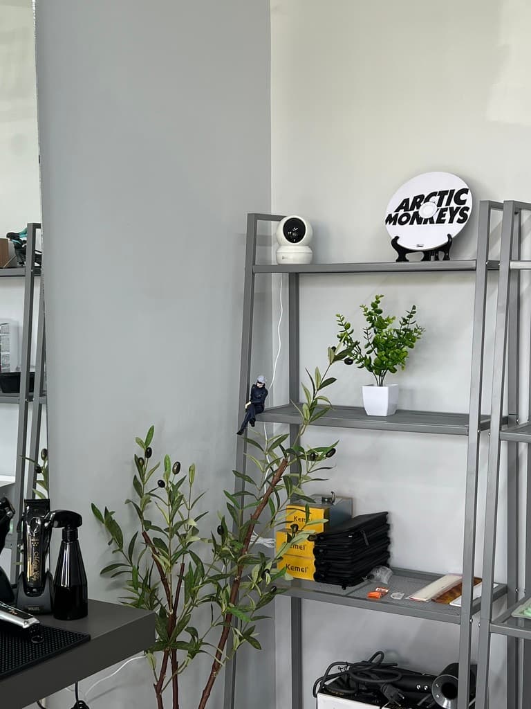 Java Barbershop at work